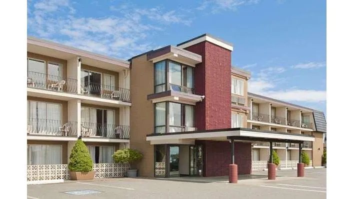 Travelodge by Wyndham Nanaimo