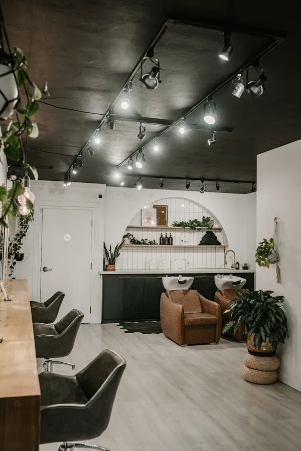 Ivory and Brass Studio – Hair Salon