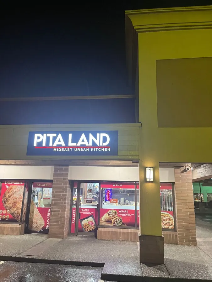 Pita Land Shawarma – Nanaimo