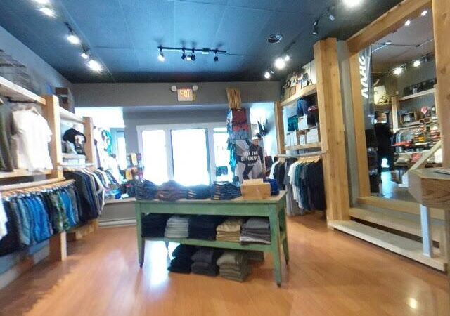 Ironworks Café & Crêperie