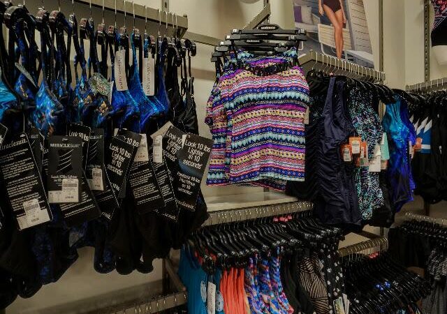 Zumiez