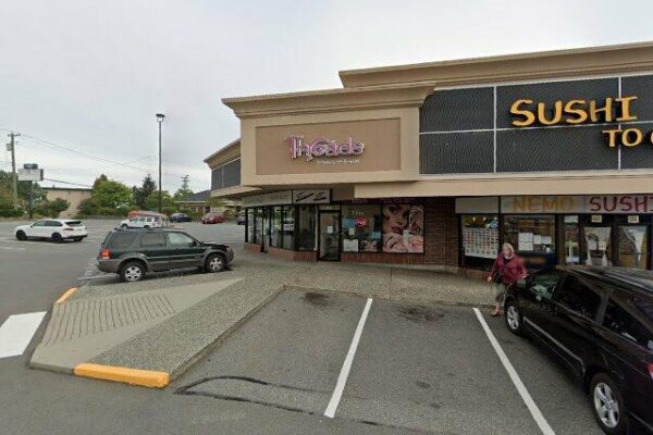 Threads Brow Bar & Spa