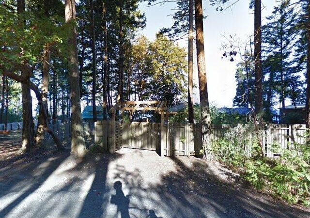 Decourcy Peninsula 3 Water Access