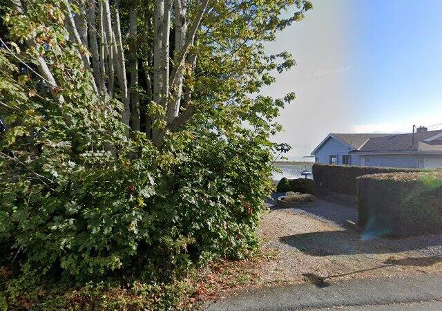 Place Road Beach Access